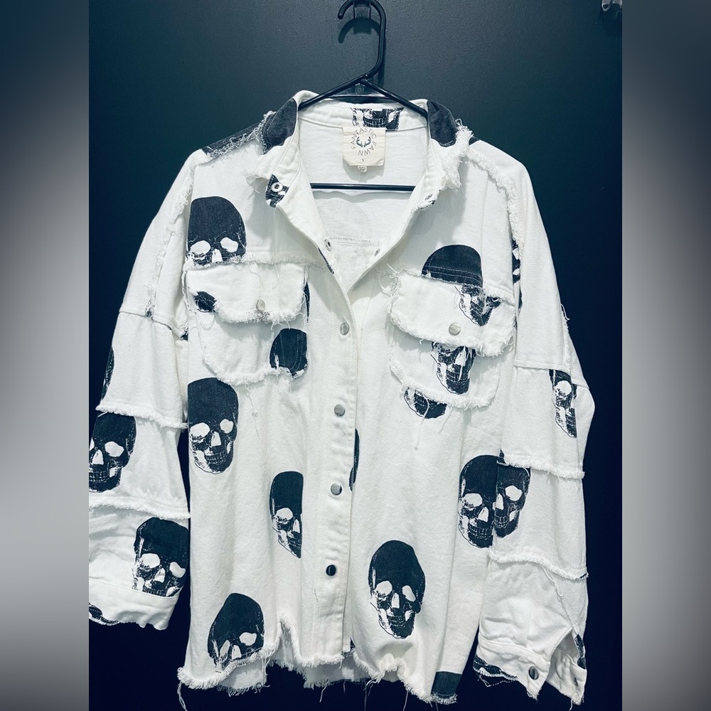 Fantastic Fawn Skull denim Jacket/Shirt… - Picture 3 of 11